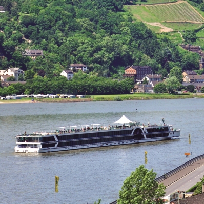 Brabant sailing the River Rhine